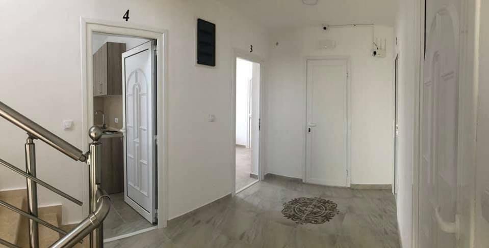 Ulcin Relax Apartments & Rooms Ulcinj Esterno foto