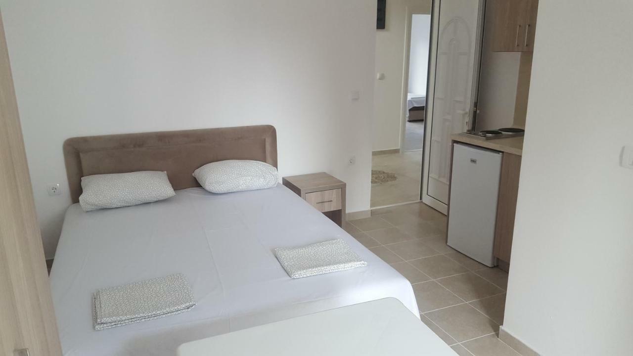 Ulcin Relax Apartments & Rooms Ulcinj Esterno foto