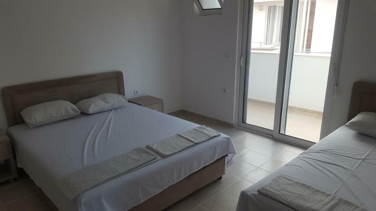Ulcin Relax Apartments & Rooms Ulcinj Esterno foto
